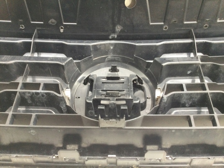 VW T-CROSS 2GM GRILLE CALANDRE PARE-CHOCS AVANT 2GM853653A