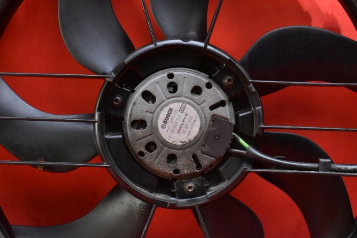 VENTILATEUR 13281777 OPEL ASTRA 4 IV J 1.6 TWINPORT 115 KM 09-12