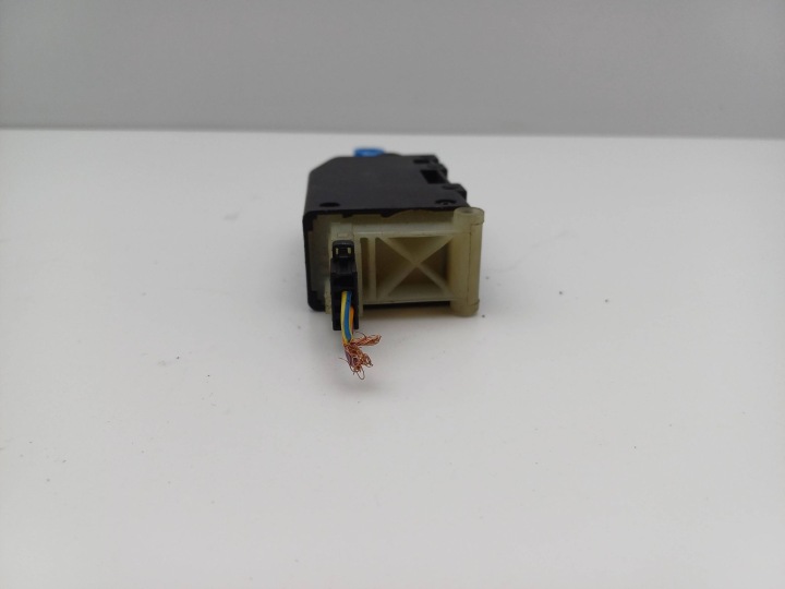 SERVOMOTEUR SERRURE COUVERCLES DE COFFRE COUVERCLES DE COFFRE SAAB 9-3 5D HAYON 905329 4768602 NR288