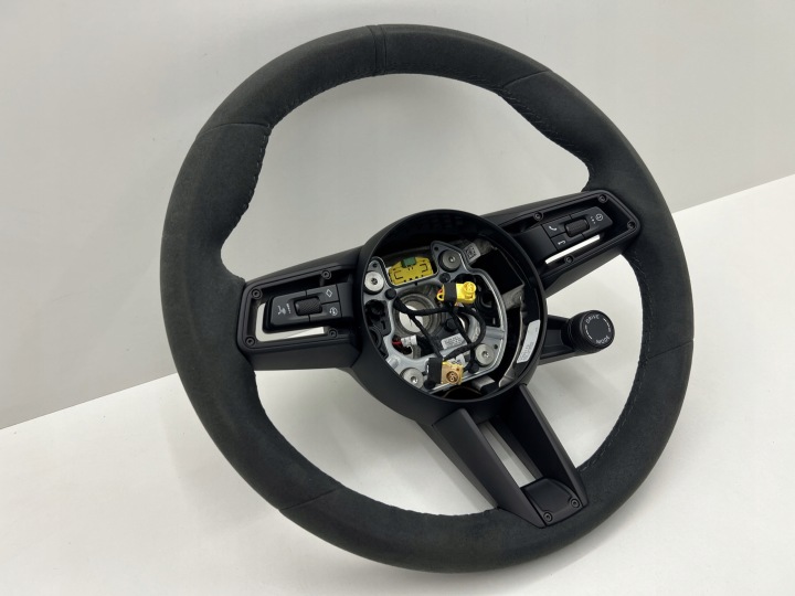 VOLANT AIRBAG PORSCHE TAYCAN MACAN CAYENNE 911 992 ALCANTRARA AVEC CHAUFFAGE
