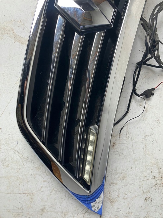 CALANDRE DU RADIATEUR CHROME INSIGNE GRILLE DE RADIATEURS LED DRL RENAULT LATITUDE photo 4 - milautoparts-fr.ukrlive.com