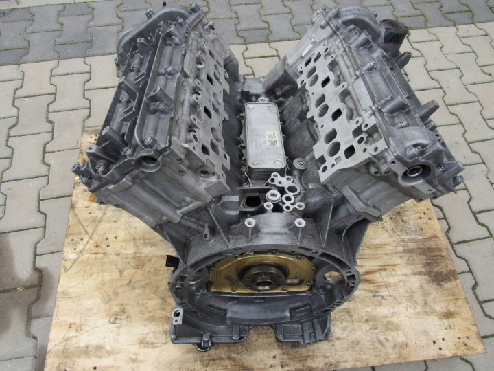 MERCEDES-BENZ E W212 W204 W207 NU MOTEUR 642 642850 642.850 3.0 CDI