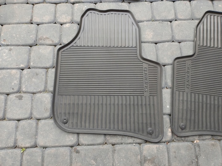 ORIGINAL ALFOMBRILLAS GOMA PARTE DELANTERA + PARTE TRASERA SKODA SUPERB 2 II 