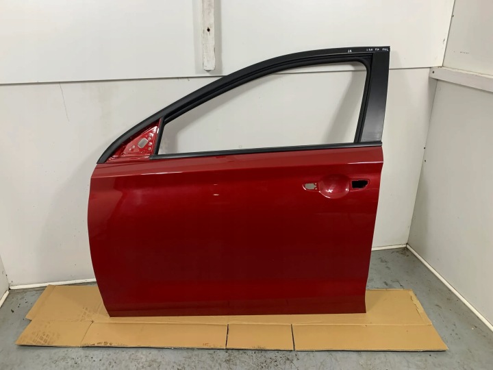 HYUNDAI I30 2019 AVANT CÔTÉ GAUCHE PORTES