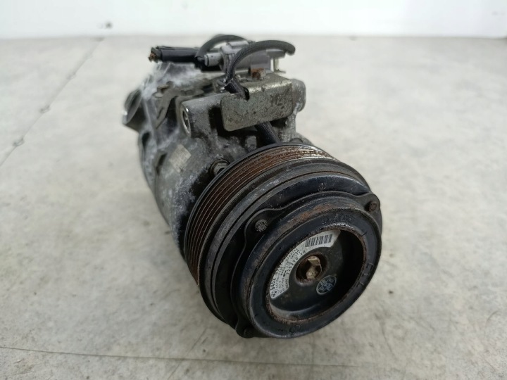 POMPE COMPRESSEUR DE CLIMATISATION BMW 1 E87 6987862 2.0 D 118D