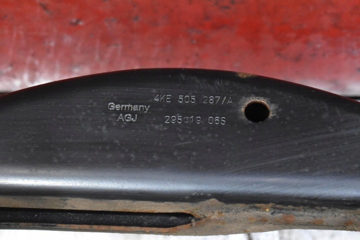 CHÂSSIS POUTRE CHÂSSIS BERCEAU ARRIÈRE 4KE505235R AUDI E-TRON 55 408 KM 18-21