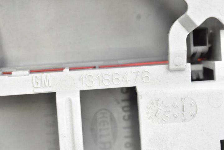 AMPOULE ÉCLAIRAGE INTÉRIEUR AVANT 13111872 OPEL ZAFIRA B 05-10