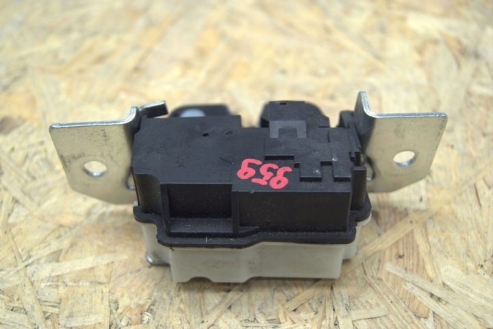 MERCEDES W169 LIFT SERRURE COUVERCLES DE COFFRE COUVERCLES DE COFFRE A1697400235