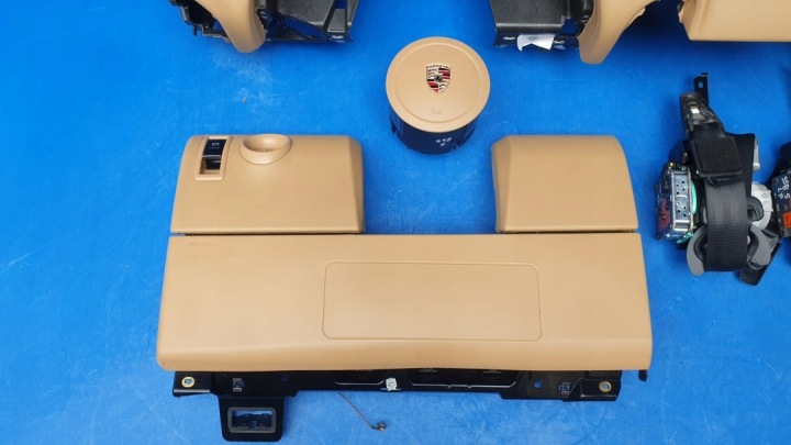 TABLEAU DE BORD AIRBAG COURROIE PORSCHE CAYENNE AVEC 958