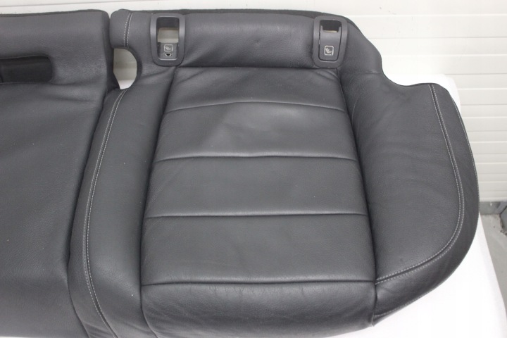 MERCEDES E CLASSE W213 BERLINE BANQUETTE ARRIÈRE ARRIÈRE ARRIÈRE NOIRE CUIR 9E43 ISOFIX