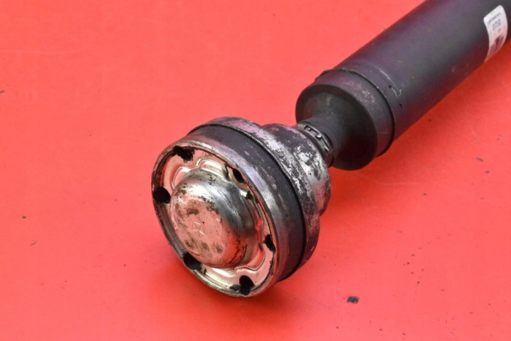 ARBRE DE TRANSMISSION AVANT 70.5 CM 52123467AD JEEP GRAND CHEROKEE IV WK2 3.0D 241KM