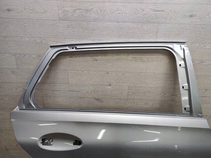 MERCEDES-BENZ C W206 2023 ARRIÈRE CÔTÉ DROITE PORTES ARRIÈRE