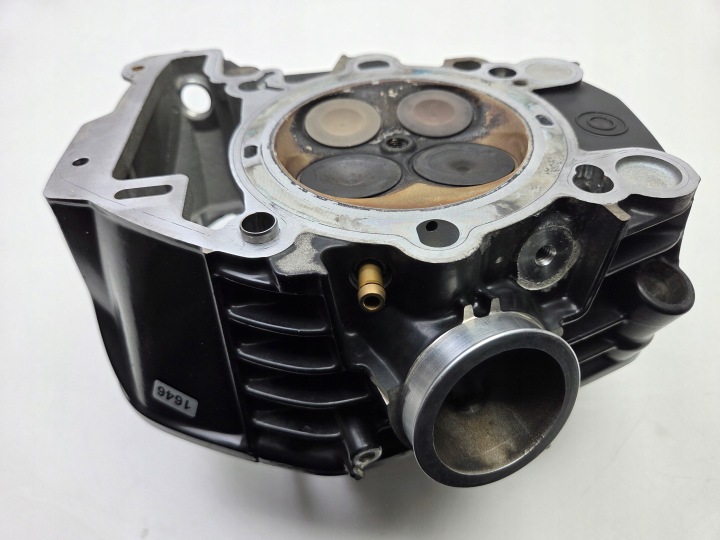 BMW R 1250 CULASSE DROITE 8393770