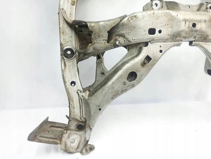 CHÂSSIS AVANT BMW 5 (F10) 6797644 34307443 2.0L 2013