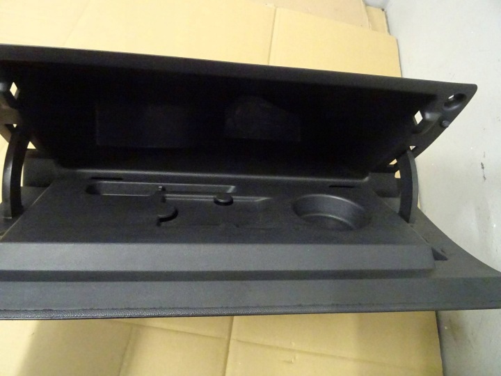 BOÎTE À GANTS TABLEAU DE BORD INSTRUMENTATION PASSAGER OPEL CORSA C NR721