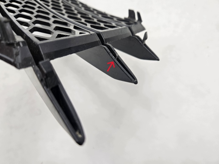 AUDI TT RS 2006 2014 GRILLE PARE-CHOCS AVANT GAUCHE 8J0807681G