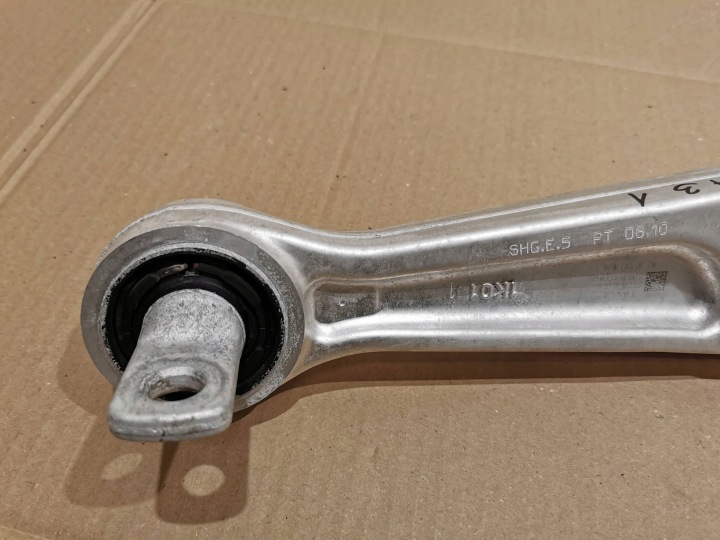 TESLA MODÈLE 3 17- BRAS DE SUSPENSION AVANT AVANT RWD 1044341-00-D NR1