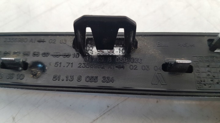 BMW M4 F82 F83 REVÊTEMENT MOULURE GARDE-BOUE DROITE