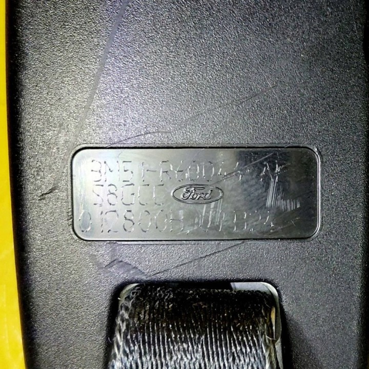 AGRAFE COURROIE SÉCURITÉ DROIT ARRIÈRE FORD FOCUS C-MAX 3M51R60044 NR1040