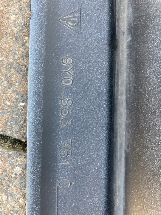 PORSCHE OE 9Y0853751
