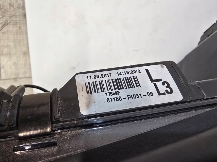 TOYOTA CHR C-HR GAUCHE PHARE AVANT LED 81150-F4031-00