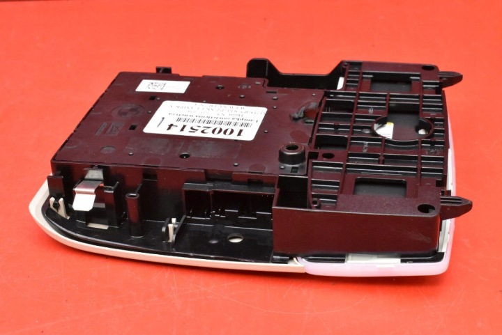 AMPOULE ÉCLAIRAGE INTÉRIEUR AVANT E1072166 BMW X5 F15 13-18