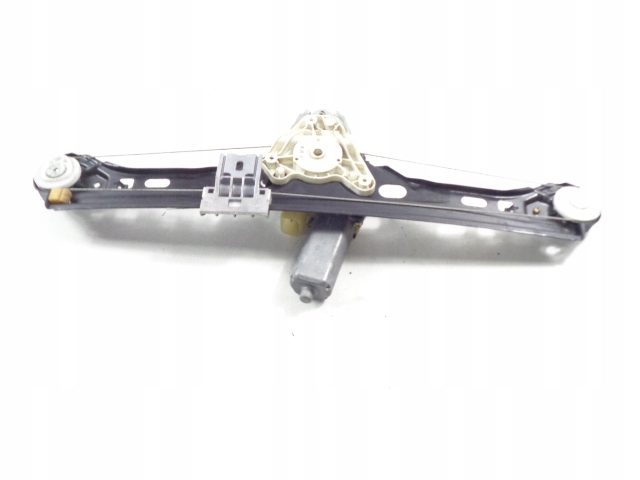 MERCEDES W203 00-04 MÉCANISME VITRES ÉLECTRIQUE ARRIÈRE GAUCHE BERLINE 0130822008