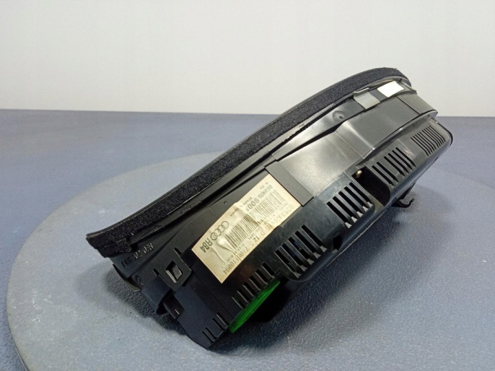 AUDI A4 B6 2.0 20V TABLEAU DE BORD COMPTEUR EUROPE 8E0920900F