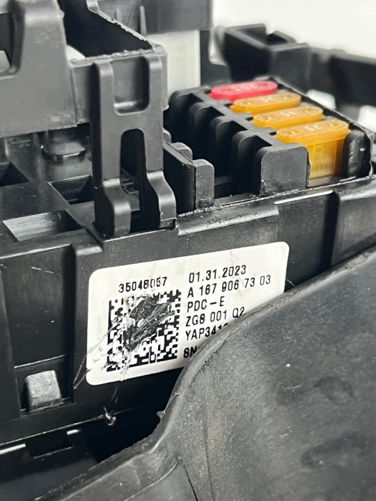 MERCEDES GLE 167 W167 PROTECTION BOÎTE FUSIBLES A1675402462 A1679067303