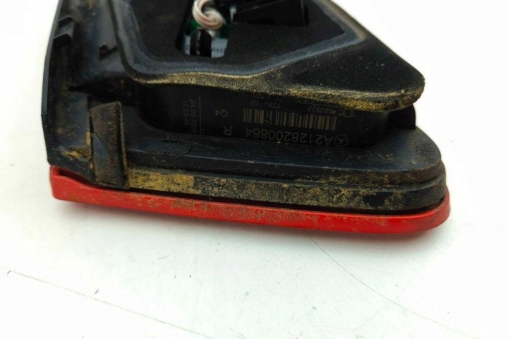 DROITE PHARE COUVERCLES DE COFFRE COUVERCLES DE COFFRE MERCEDES-BENZ E (W212) A046317 3.0L DIESEL