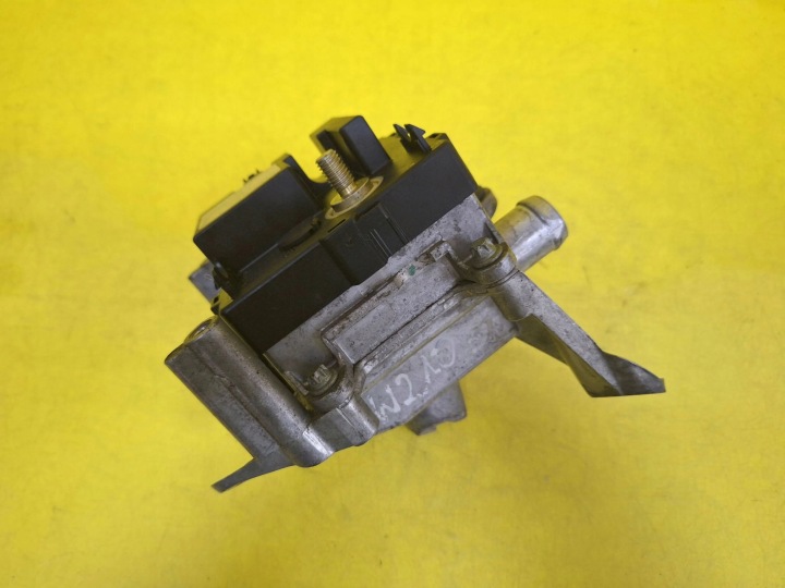 CHAUFFAGE LIQUIDE REFROIDISSEMENT MERCEDES-BENZ E W210 6111500004 NR1