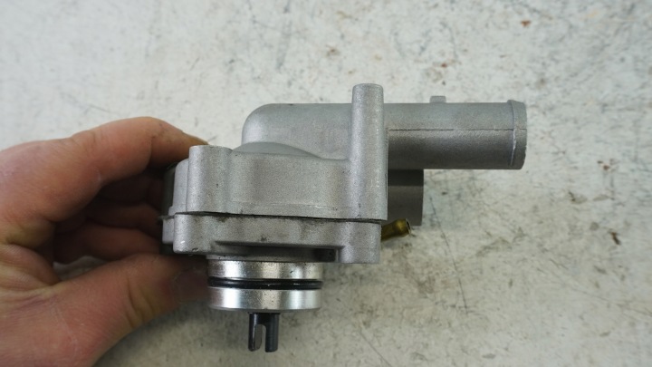 I598 CF MOTO CF-MOTO 500 625 POMPE À EAU 0180-081000