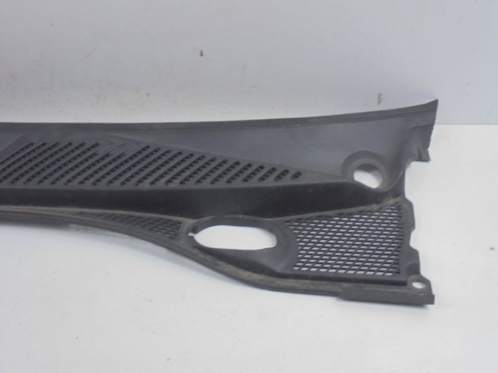 RENAULT CLIO II DOUBLURE DE PASSAGE DE ROUE GAUCHE LIFT 7700410608 DROIT