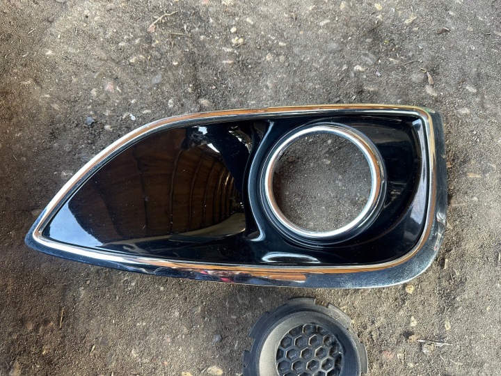 HYUNDAI IX35 1 I 09-15R GRILLE CALANDRE PARE-CHOCS DROIT AVANT DROITE