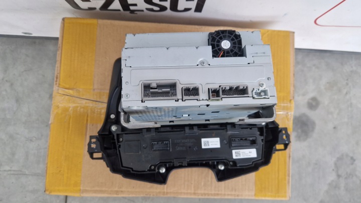 HONDA ODYSSEY PANNEAU CLIMATISATION RADIO THR-A01