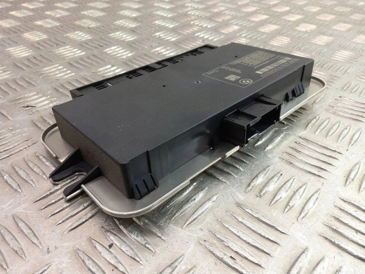 MODULE CONTRÔLEUR FEUX SÉRIE BMW OE 9313930