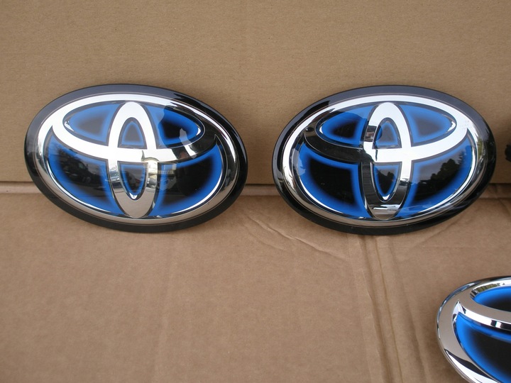 TOYOTA RAV 4 PRIUS CHR COROLLA INSIGNIA EMBLEMA RADAR REJILLA DE RADIADOR REJILLA ORIGINAL 