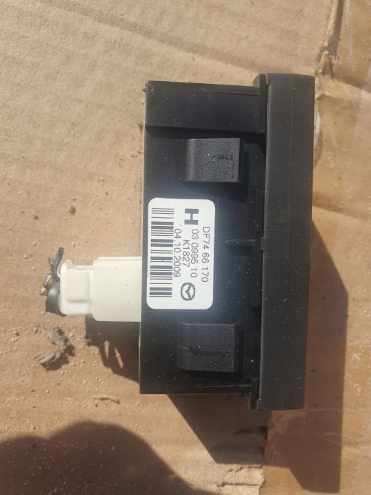 K4238-7410 DF71 10L14D00135 PÉDALE GAZ MAZDA 2 2009 ANNÉE 1.3 ESSENCE