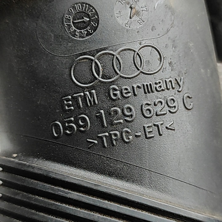 AUDI OE 8W0133835F CHÂSSIS FILTRE AIR