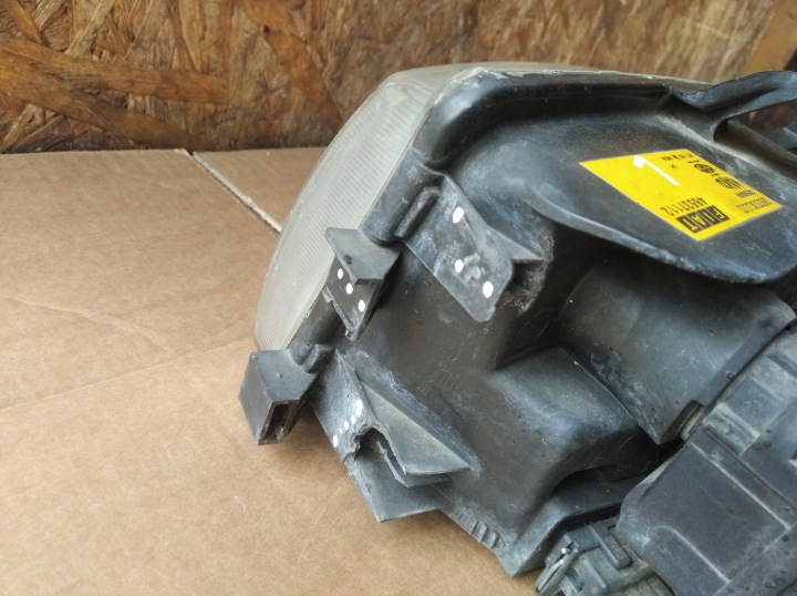 PHARE AVANT GAUCHE FIAT SIENA 46537112