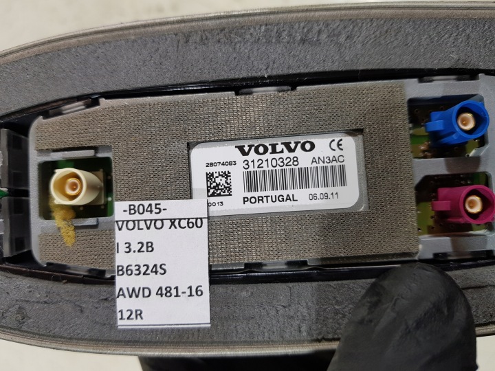 ANTENNE TOITS GOUPILLE REQUIN 31210328 VOLVO XC60 I 08-13 481-16