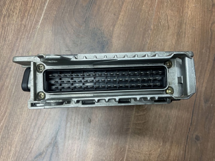 MODULE CONTRÔLEUR MOTEUR MERCEDES W124 R129 3.0 M103 0115451132 0280800420