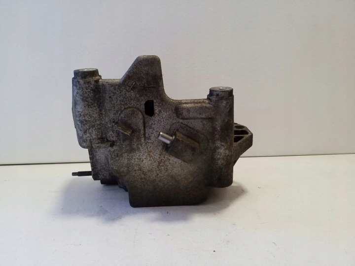 CITROEN C4 II PICASSO 2014 FIXATION FILTRE CARBURANTS