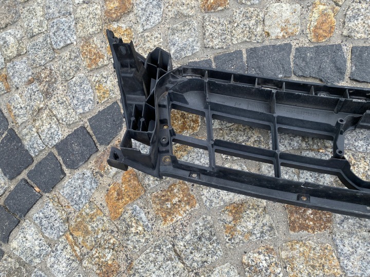 AUDI A7 4G8 RENFORCEMENT FIXATION GRILLE 4G8807233C ORIGINAL