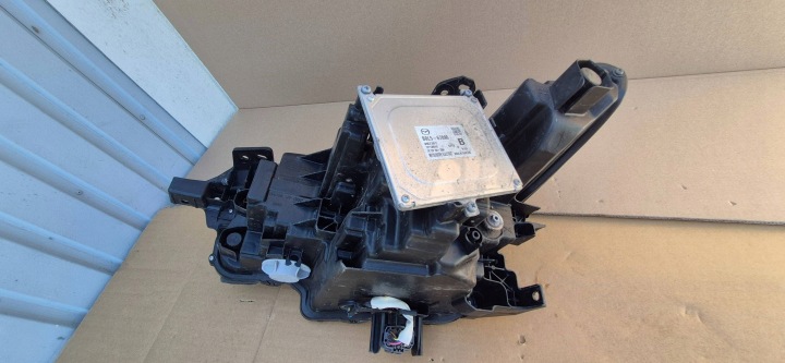 PHARE DROIT AVANT AVANT MAZDA CX-3 D10E51030