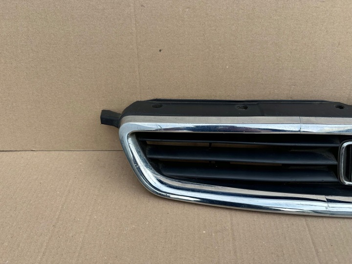 HONDA CIVIC VI 96-98R GRILLE CALANDRE 71123-S04-G0