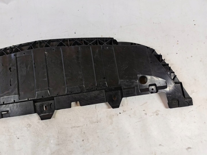 MERCEDES GLA W156 PLAQUE PROTECTION SOUS PARE-CHOCS AVANT RECOMMANDÉ