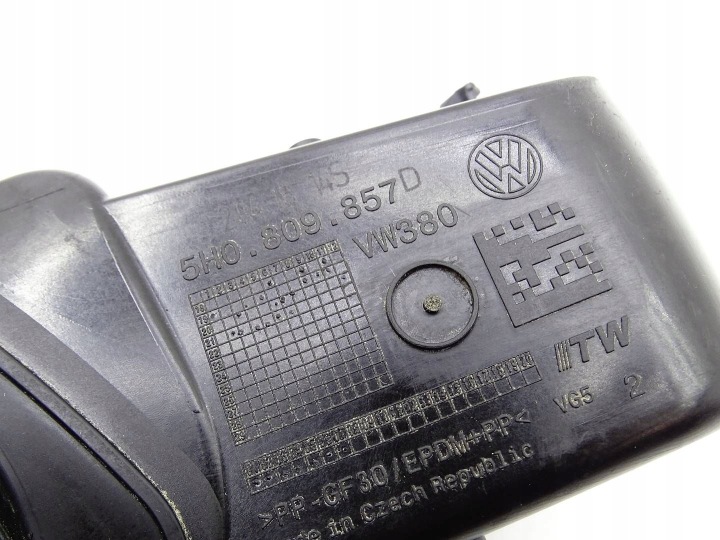 CLAPET SUPPORT GOULOTTE DE REMPLISSAGE CARBURANTS VW GOLF 8 VIII 5H0809857D