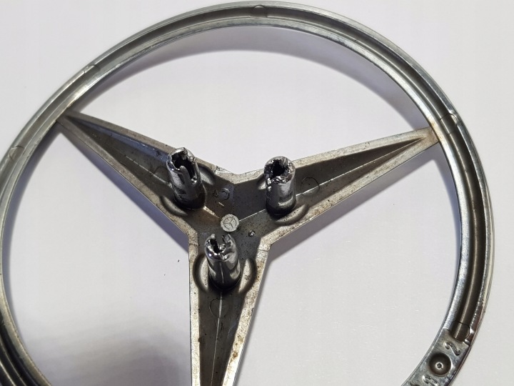 EMBLÈME INSIGNE COUVERCLES DE COFFRE MERCEDES CLS W219