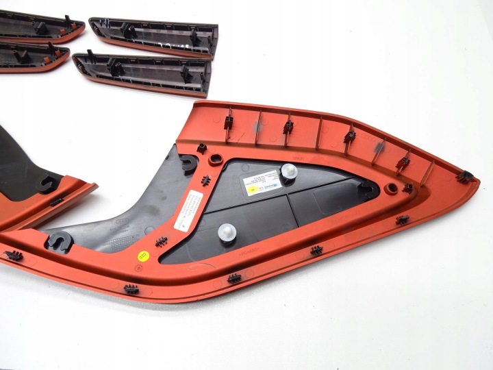 BAGUETTES DÉCORS PORTES DÉCORATIF ENSEMBLE 81A867586 81A867585 AUDI Q2 81A